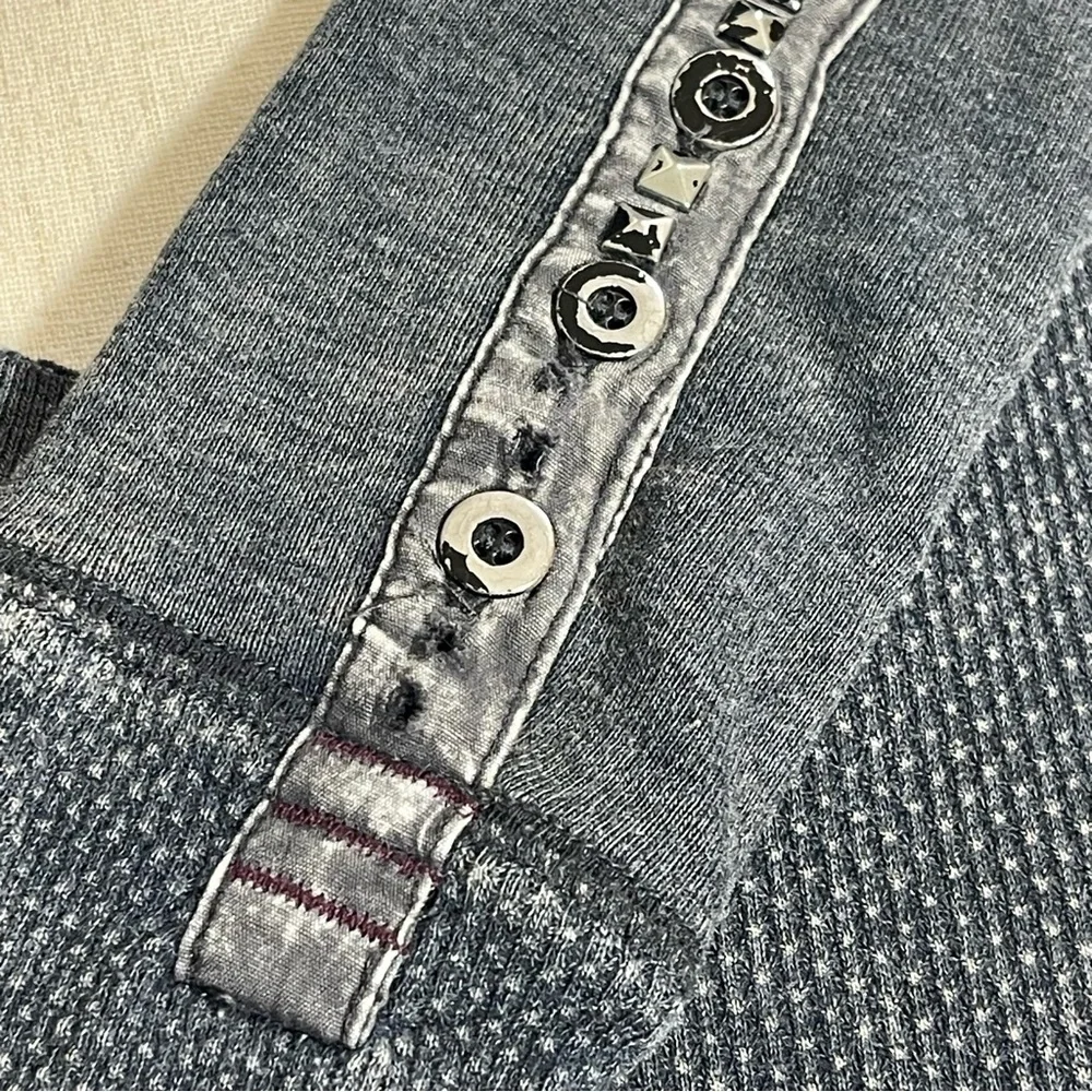 Free People • Studded Cuff Thermal Acid Wash Charcoal Gray S ASO Bella Swan - Picture 11 of 13